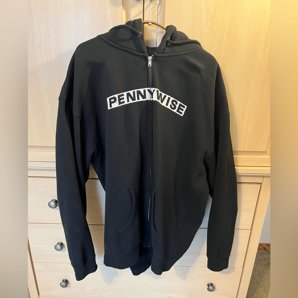 Black Pennywise Hoodie - XL